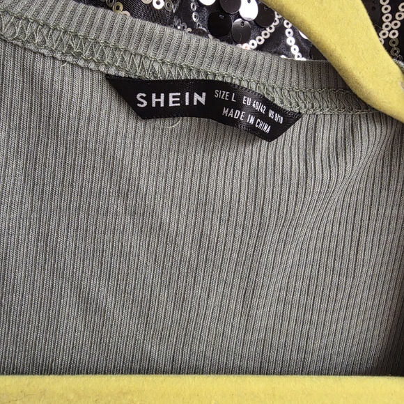 SHEIN Sage Green Ribbed Top - Picture 2 of 3